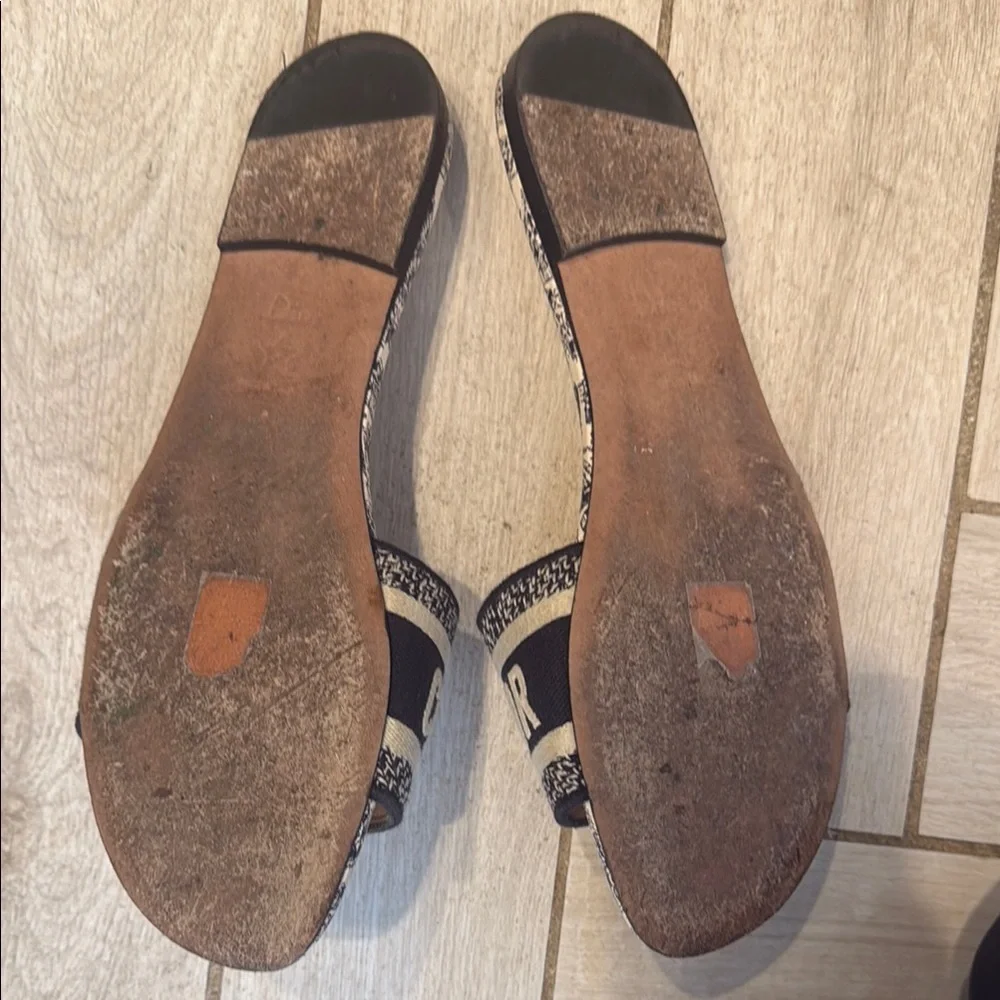 Dior Dway Slide Sandals - Navy and White - Picture 5 of 5